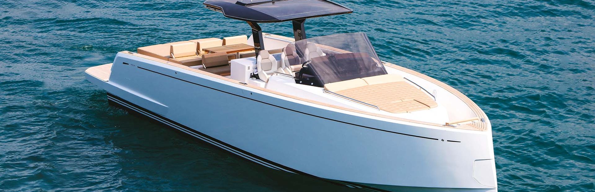 Pardo P43 Yacht, Example 1