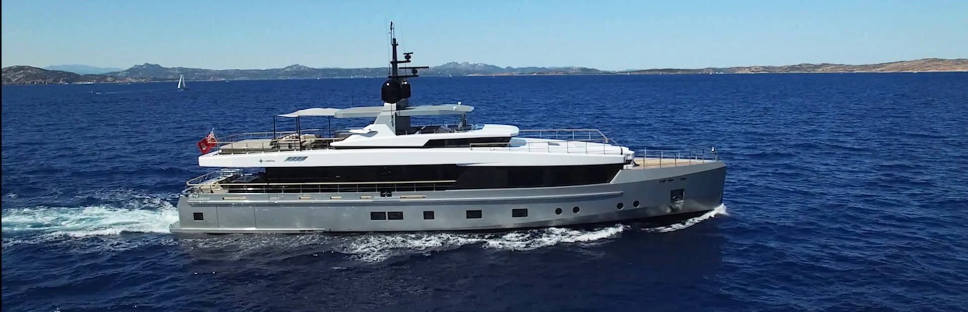 Admiral Yachts, Example 3