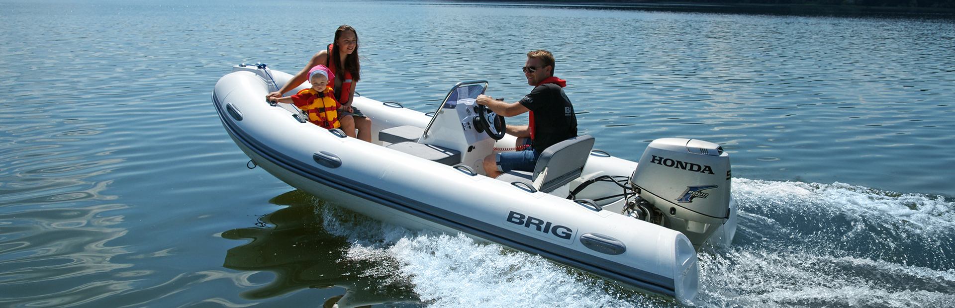                                                 Brig   Falcon 480
                                            