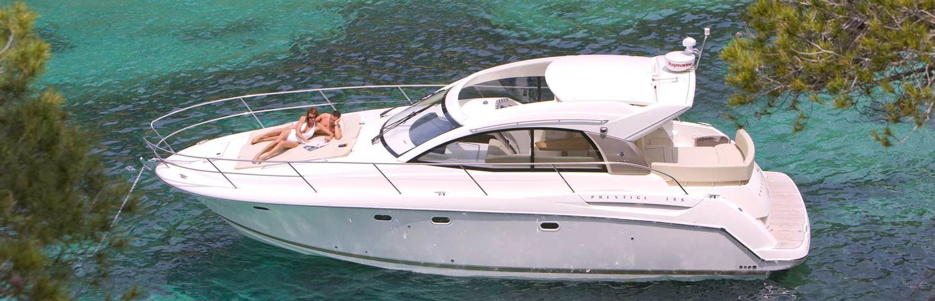 Prestige 390S Yacht, Example 1