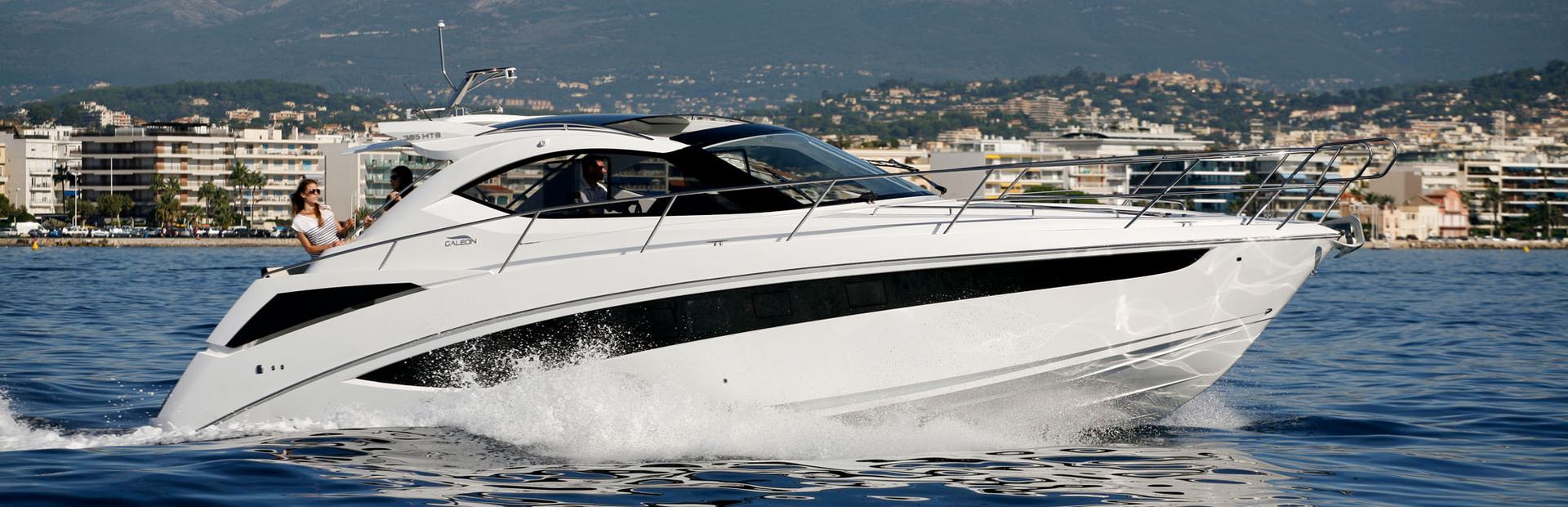 Galeon 385 HTS Yachts (2011 - 2020), Example 1