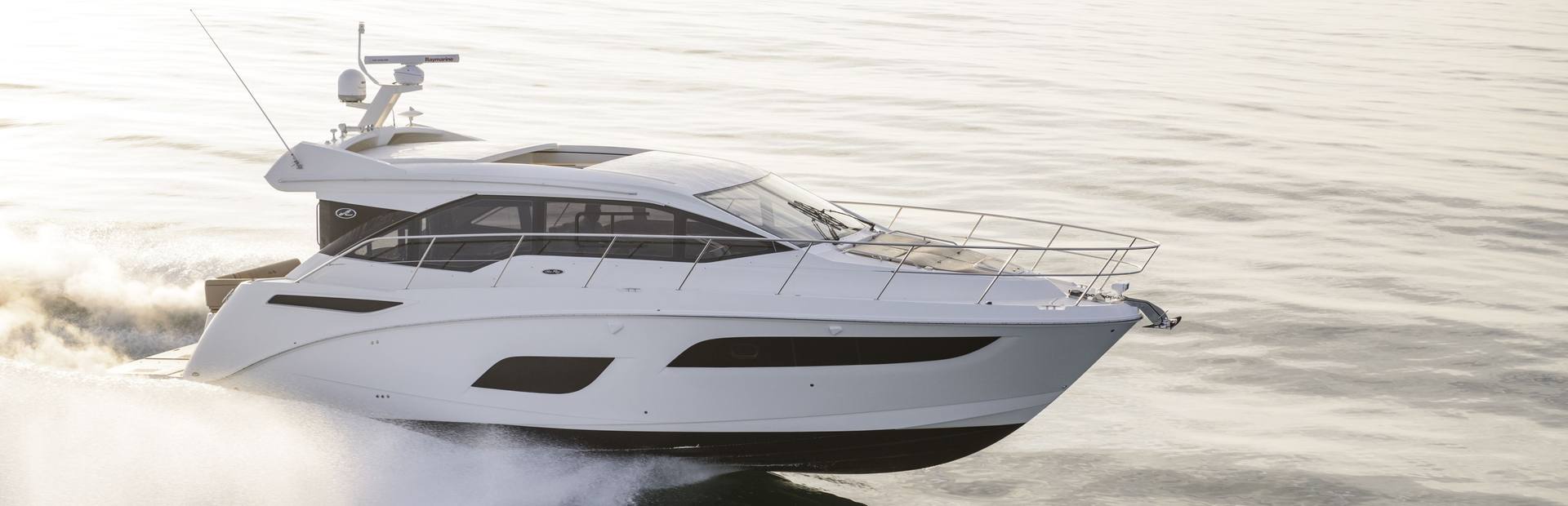 Sea Ray Sundancer 460 Yacht (Mk3, 2016 - 2019), Example 1