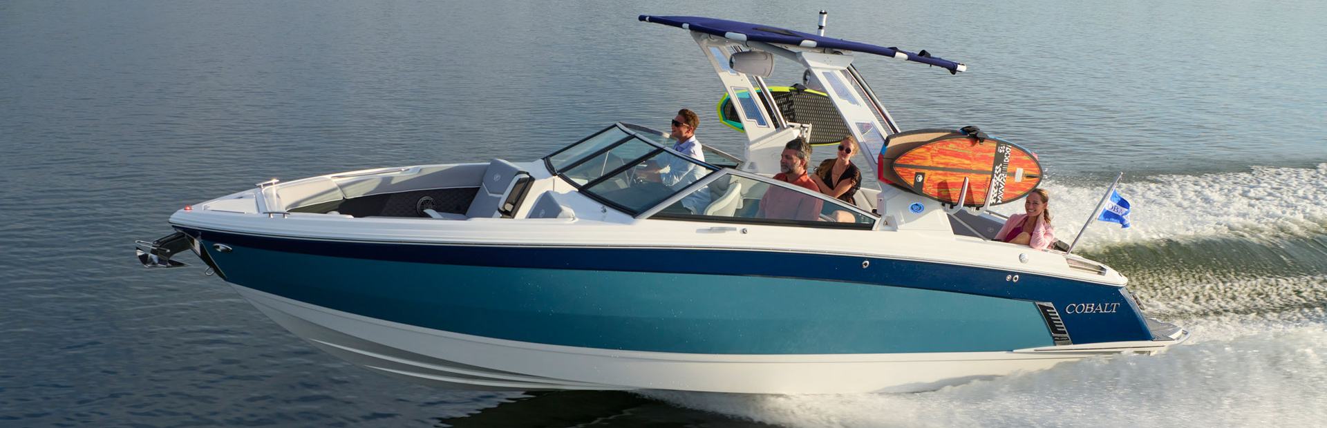 Cobalt Boats R8 Surf Boat, Example 1
