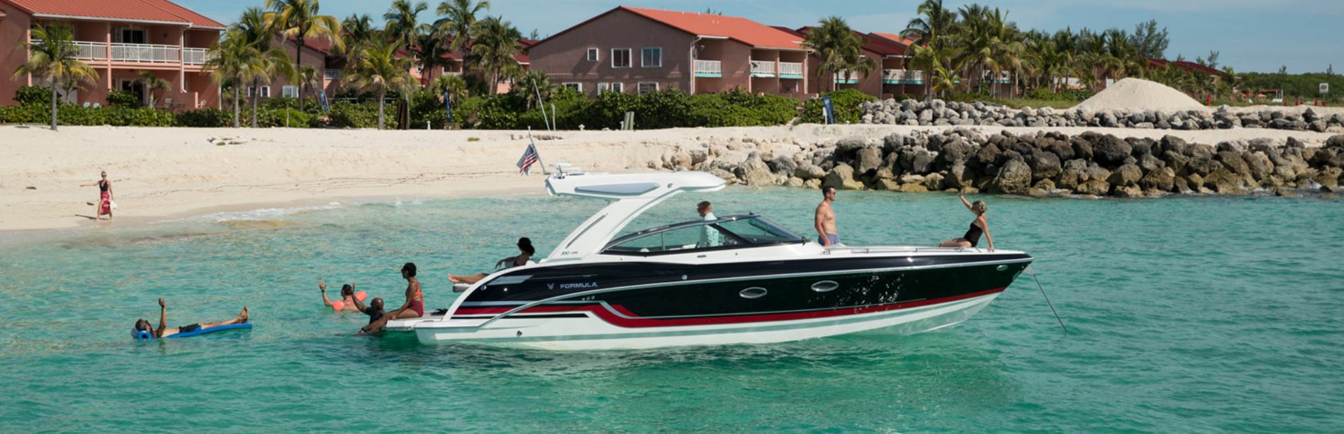 New Formula Crossover Bowrider Yacht 3