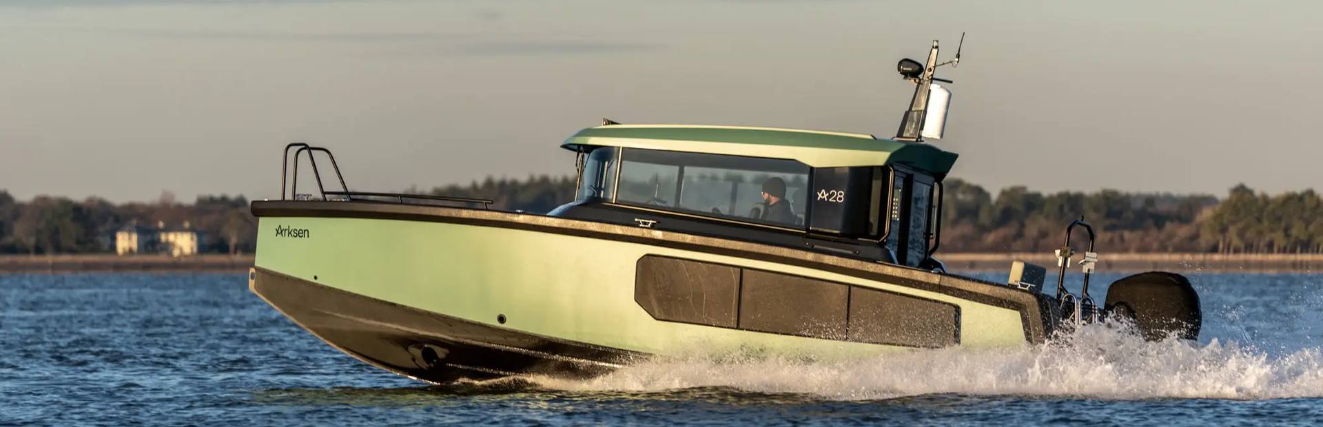 Arksen Adventure Boats, Example 1