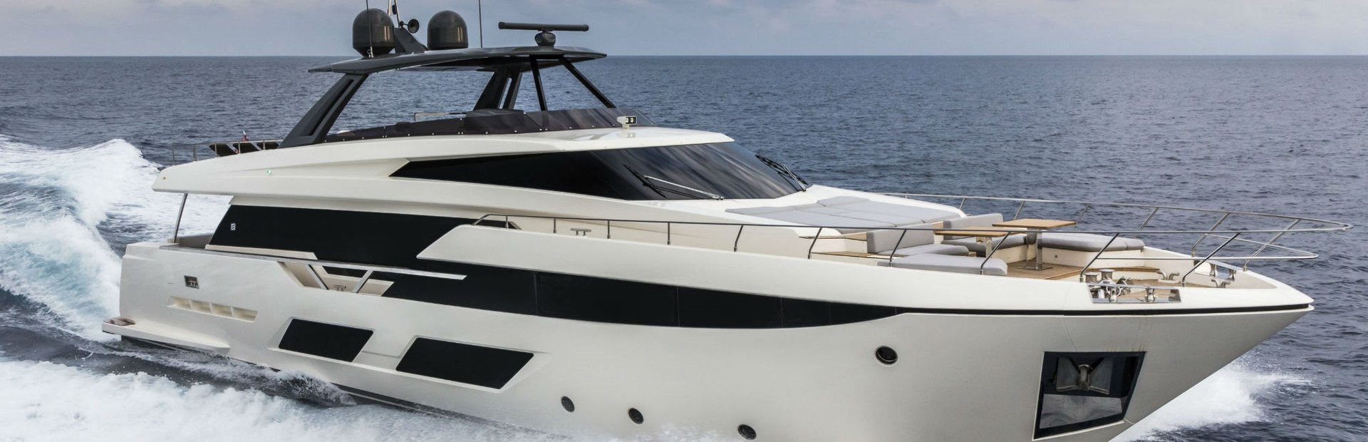 Ferretti 920 Yachts, Example 1