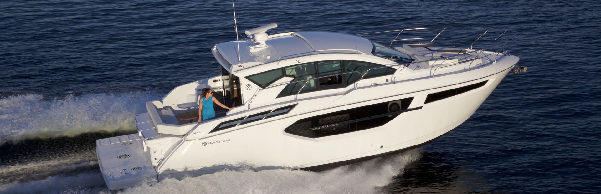 Cruisers 42 Cantius Boat, Example 1