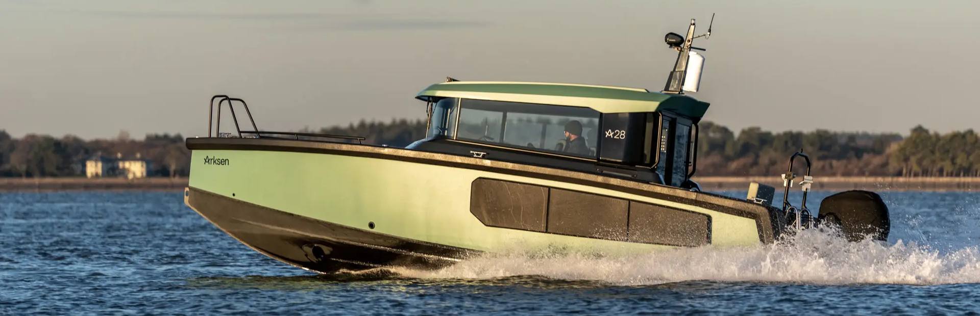 Arksen 28 Boat, Example 1