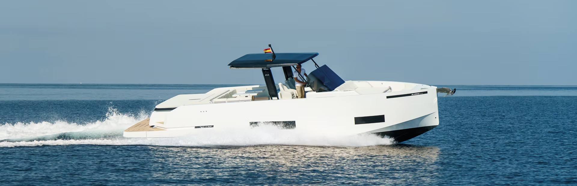 De Antonio D42 Open Boat, Example 1