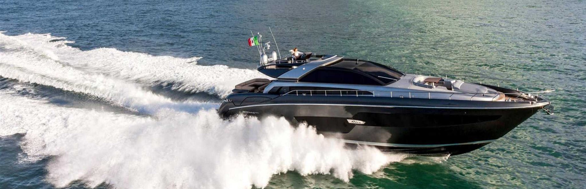 Riva Coupe Yachts, Example 1