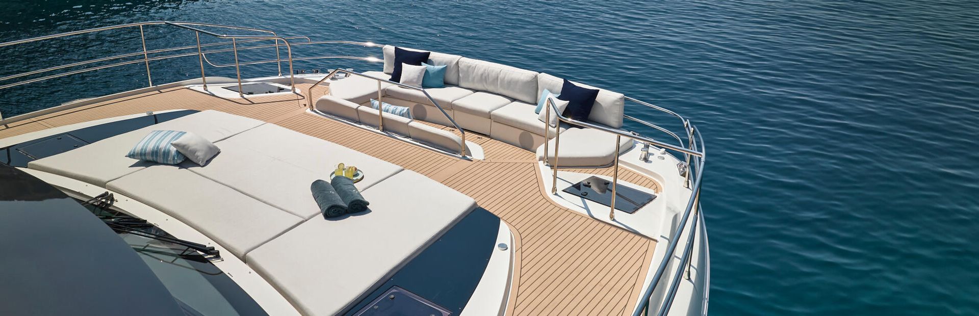 New Prestige M-Line Yacht 3