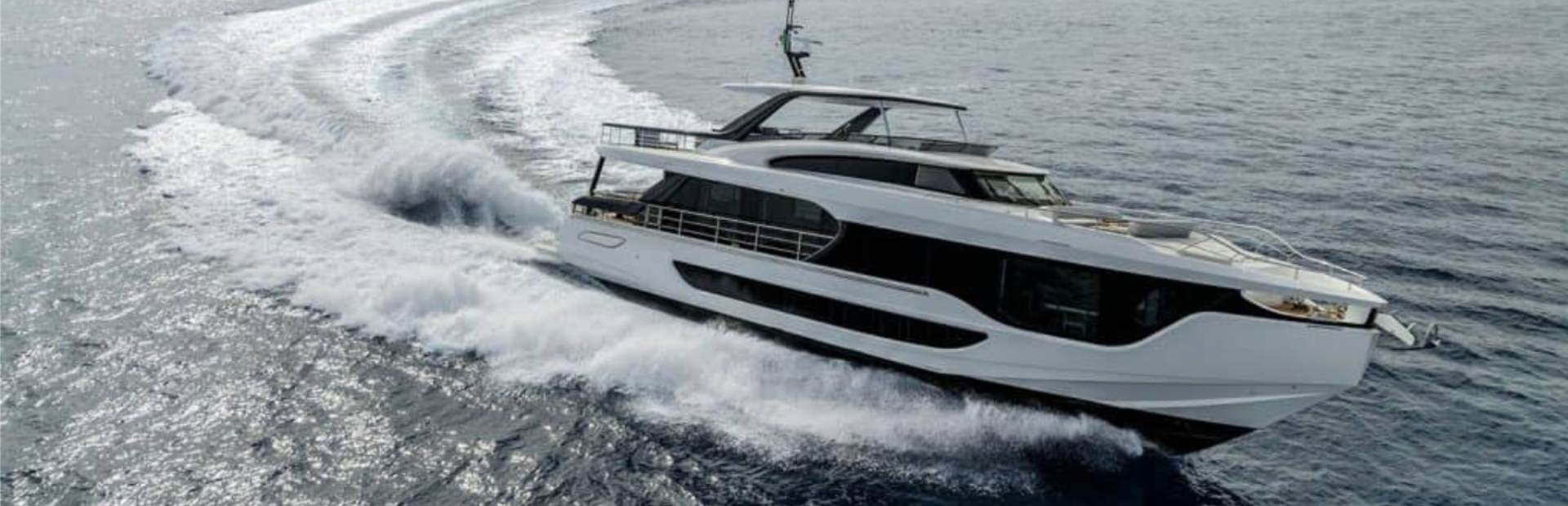 Azimut Grande 26M Yacht, Example 1