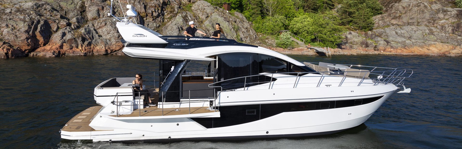 Galeon 470 Skydeck Boats, Example 1