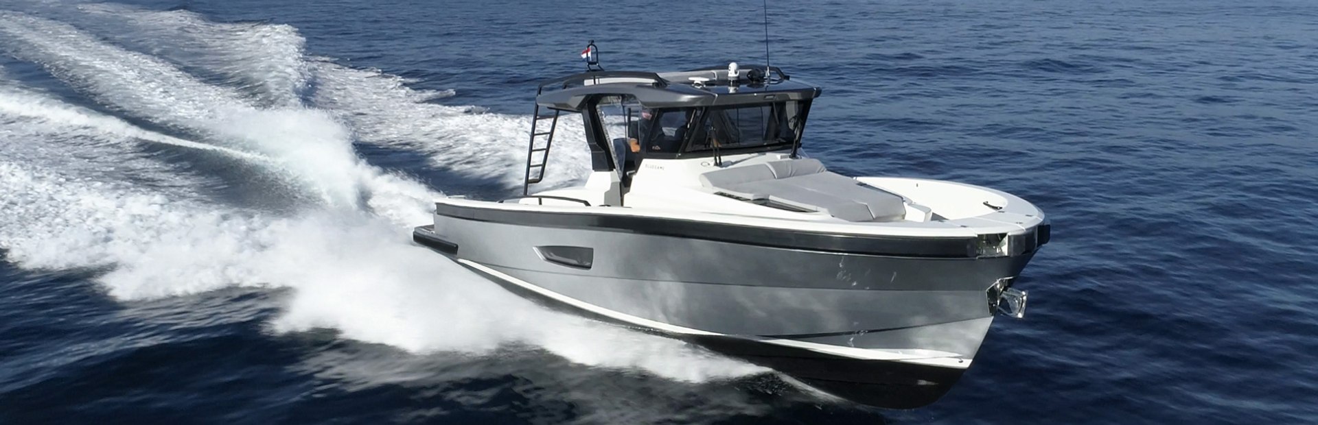 Bluegame BG42 Boat, Example 1