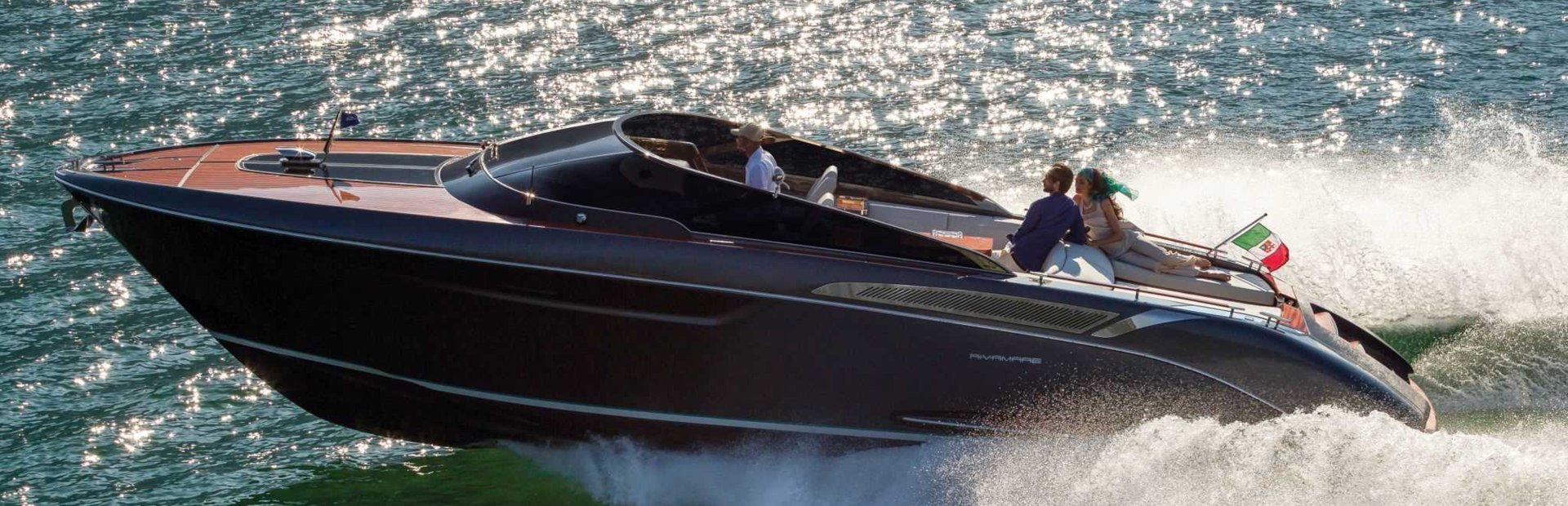 Riva Rivamare Boat, Example 1