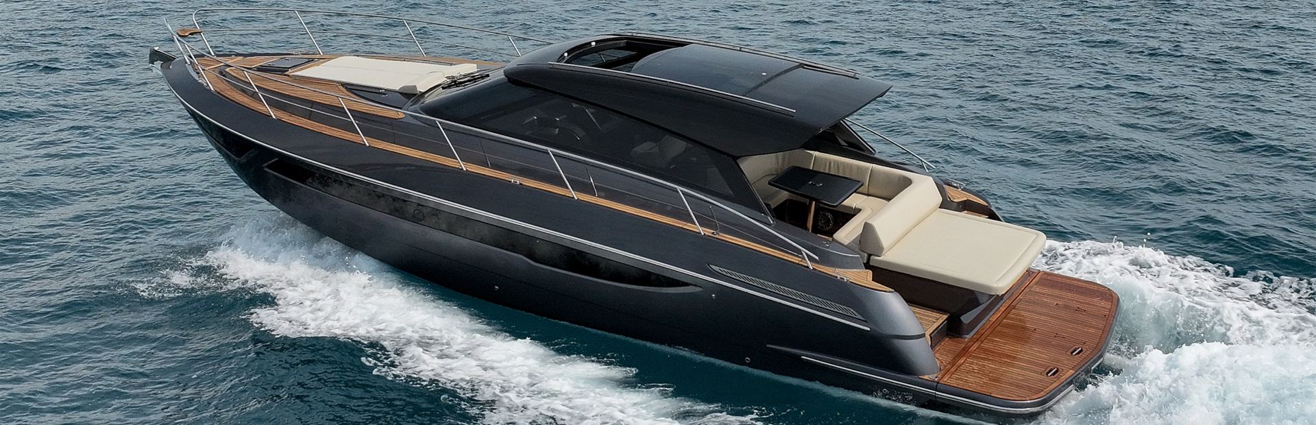 New &amp; Used Focus Motor Yachts Power Line Yachts, Example 5