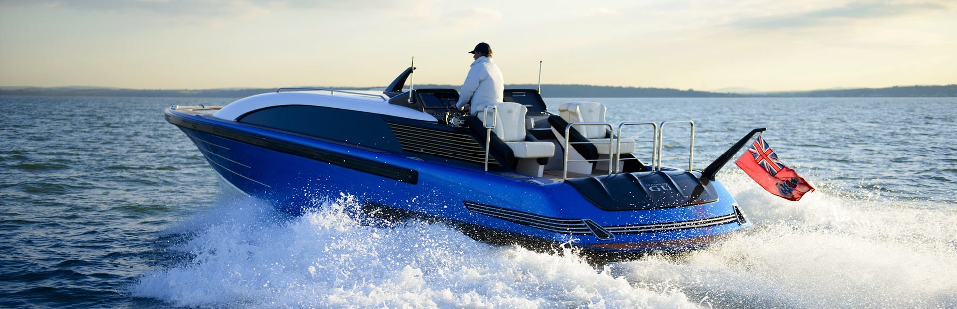                                                 Compass Tenders   Limousine Tender 11M
                                            