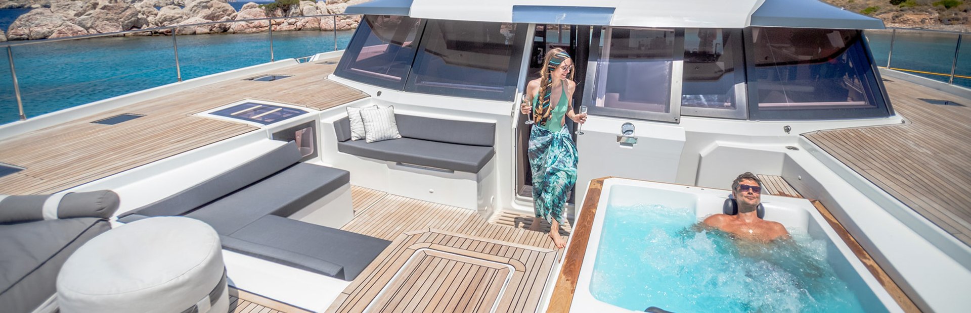 Fountaine Pajot, Example 6