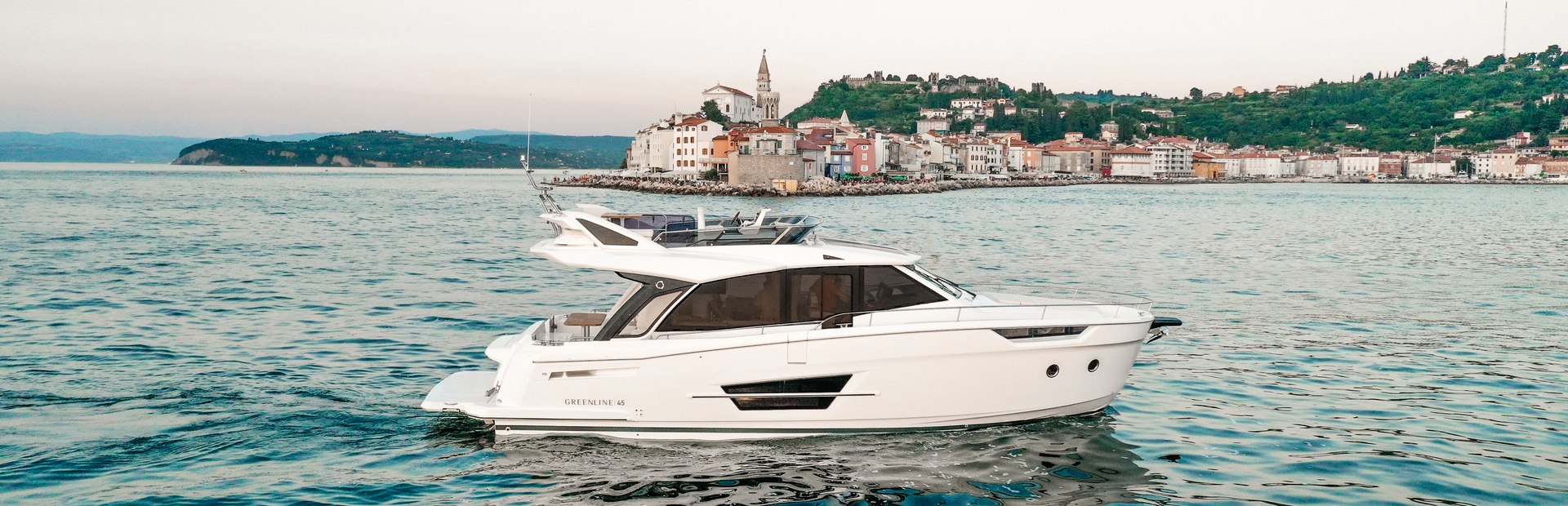 Greenline Yachts, Example 2