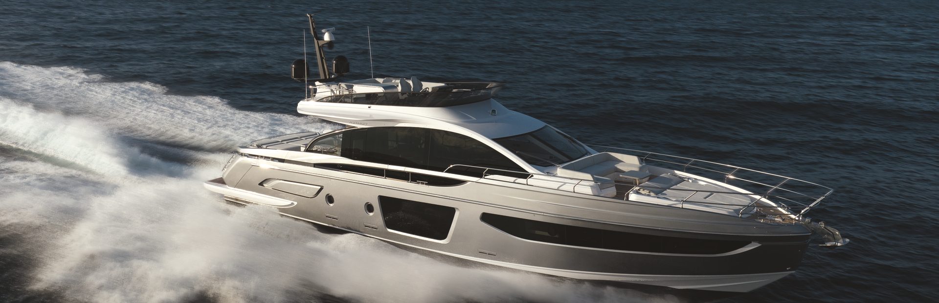 Azimut S7 Yacht, Example 1