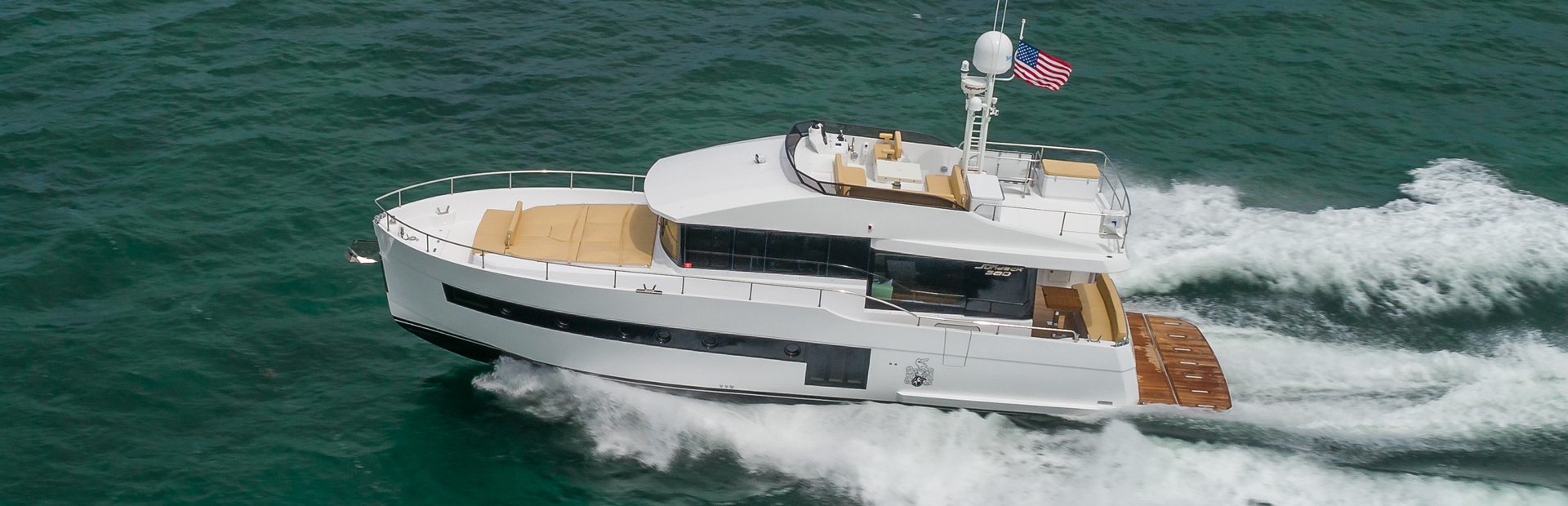 Sundeck Yachts 580 Boat, Example 1