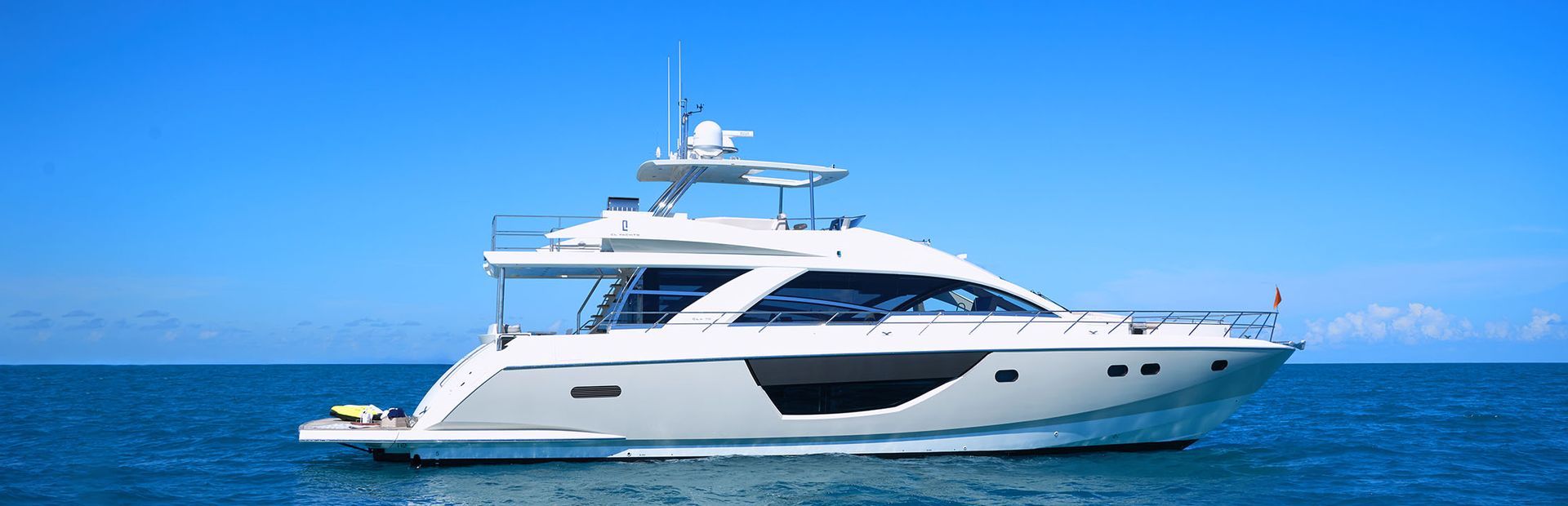 CL CLA76f Yacht, Example 1