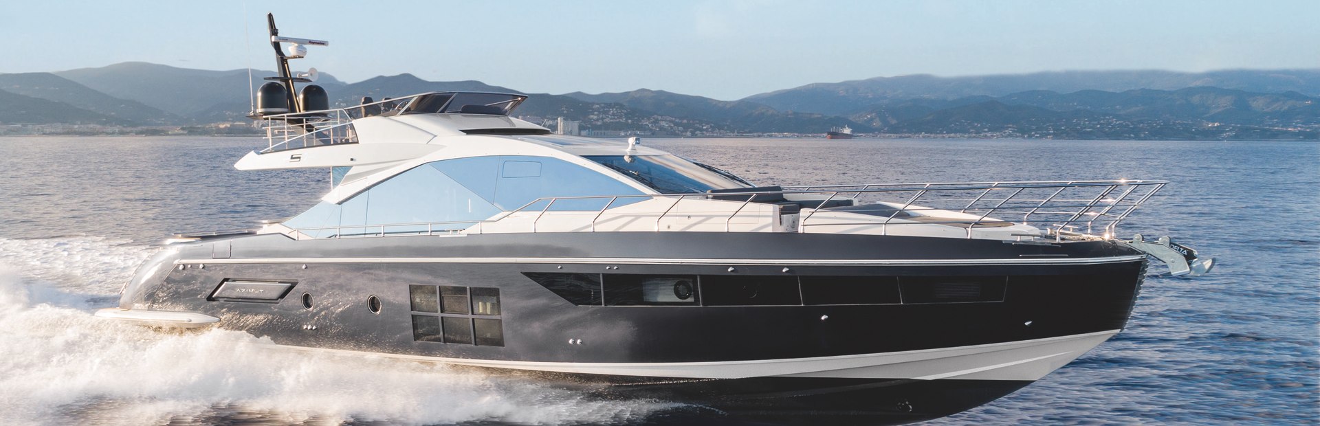 Azimut S7 Yacht (Mk1, 2017 - 2022), Example 1