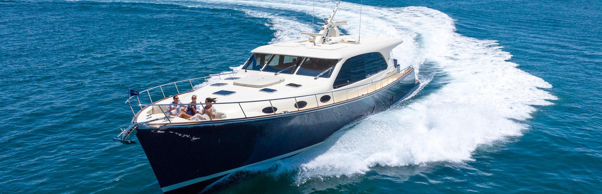 Palm Beach PB85 Sedan Yacht, Example 1