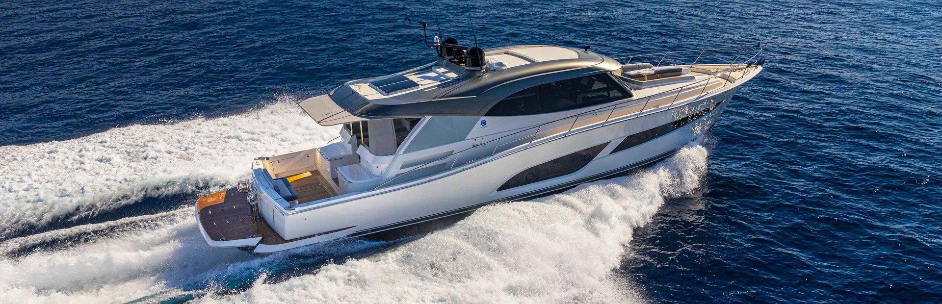 Riviera 645 SUV Series II Yachts, Example 1