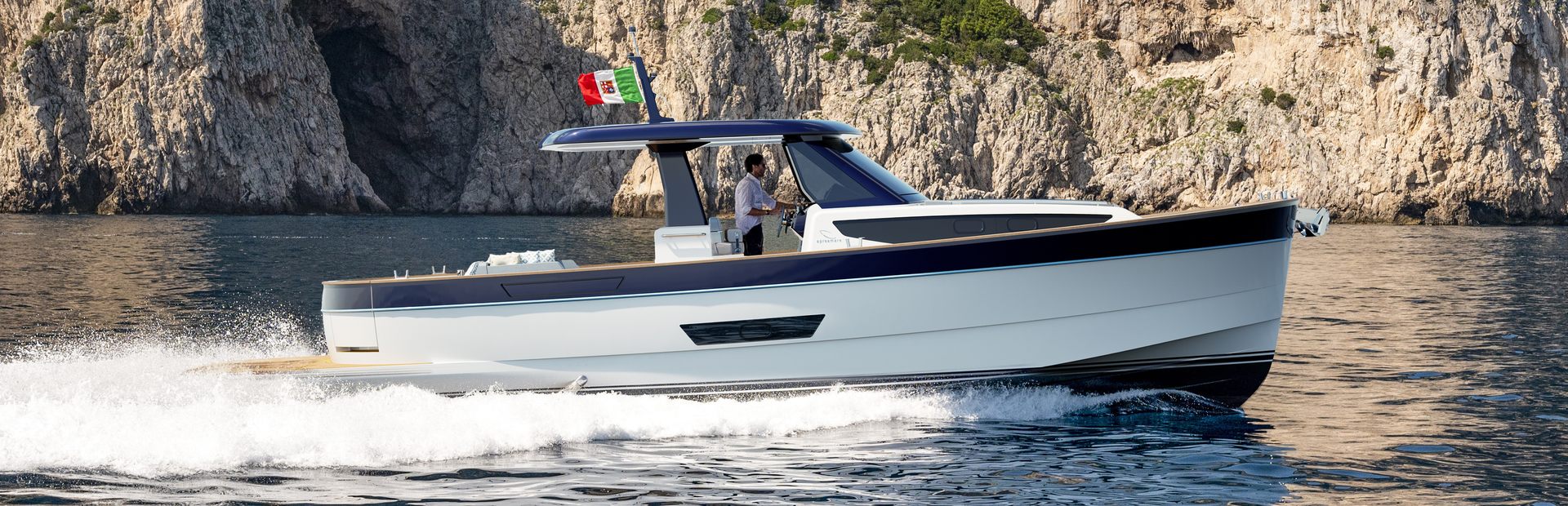 Apreamare Gozzo 42 Yachts, Example 1