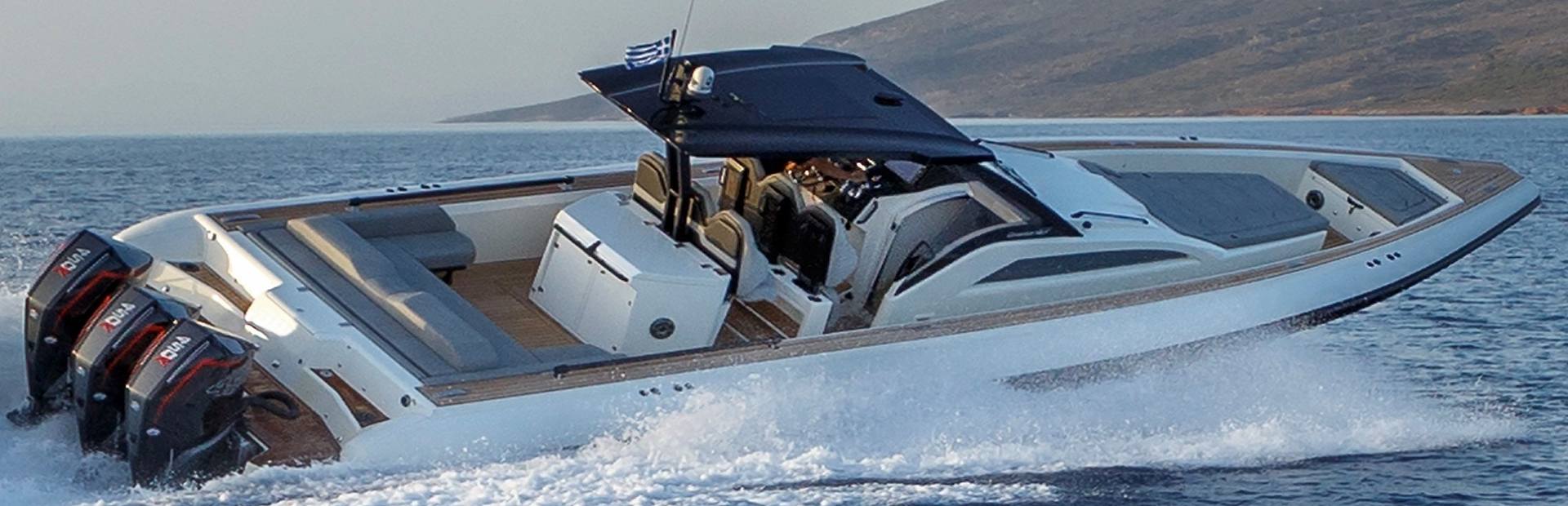 New Technohull Sporty Icons Boat 1