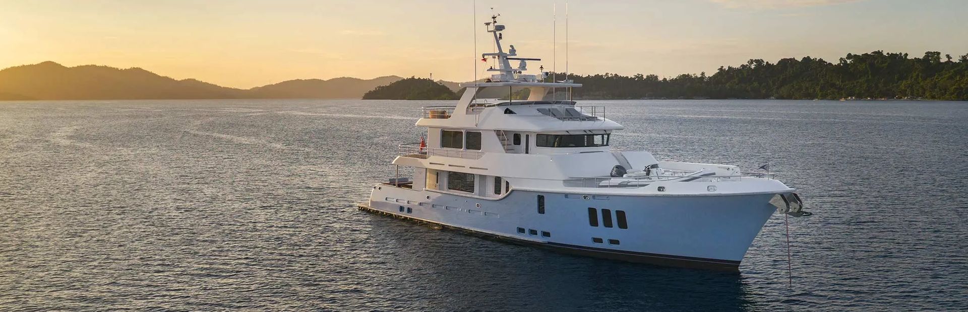 Nordhavn 100 Yacht, Example 1