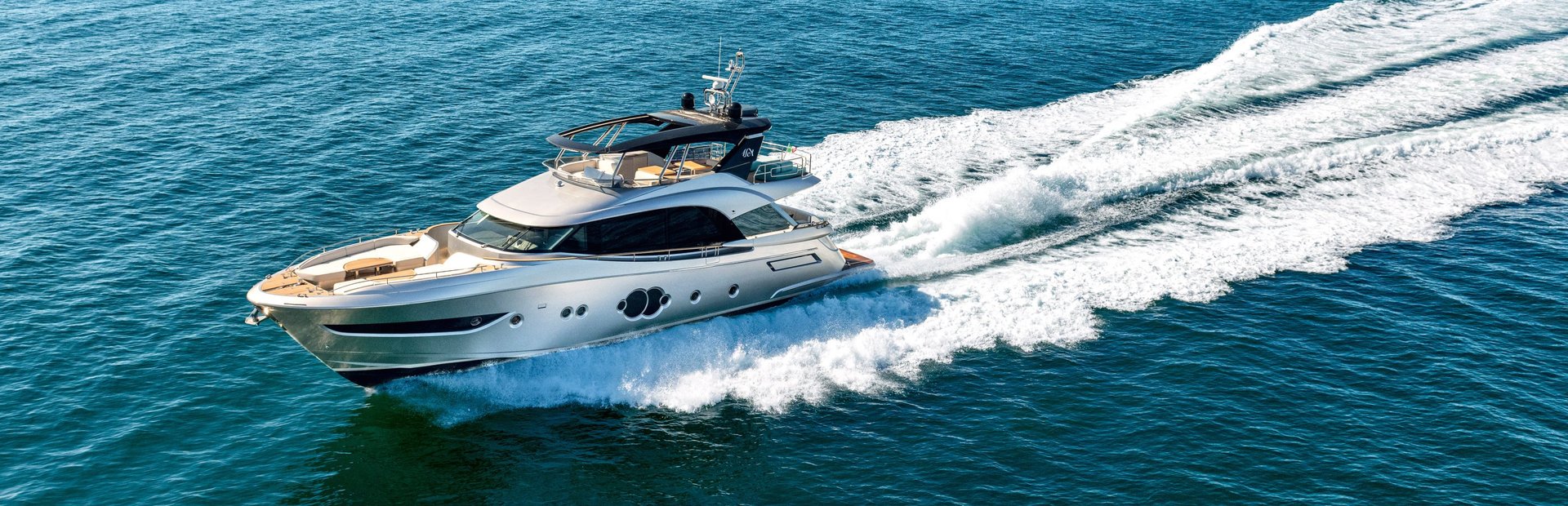 Monte Carlo Yachts MCY Yachts, Example 2