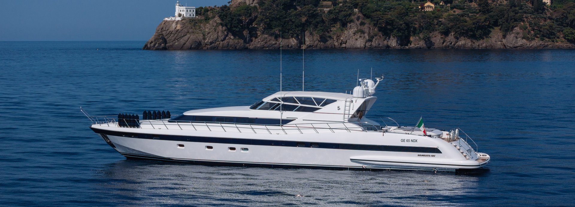 F22V yacht, Mangusta