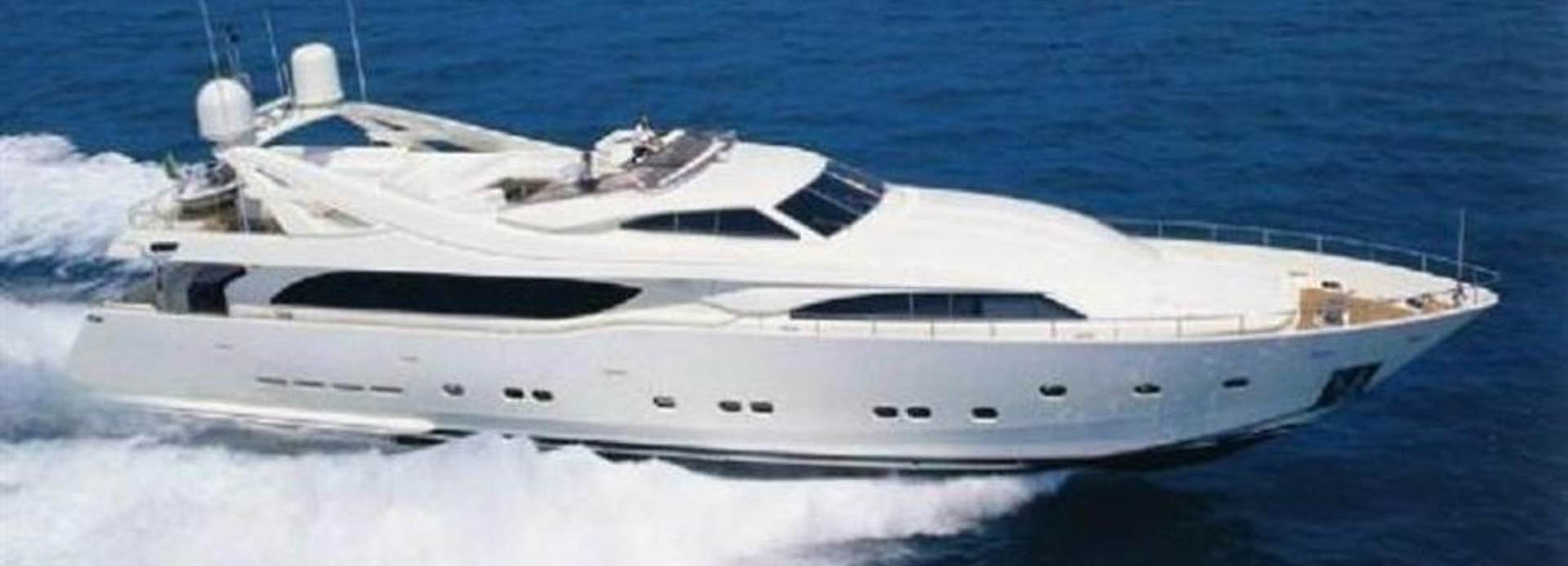 Marvi yacht, Custom Line