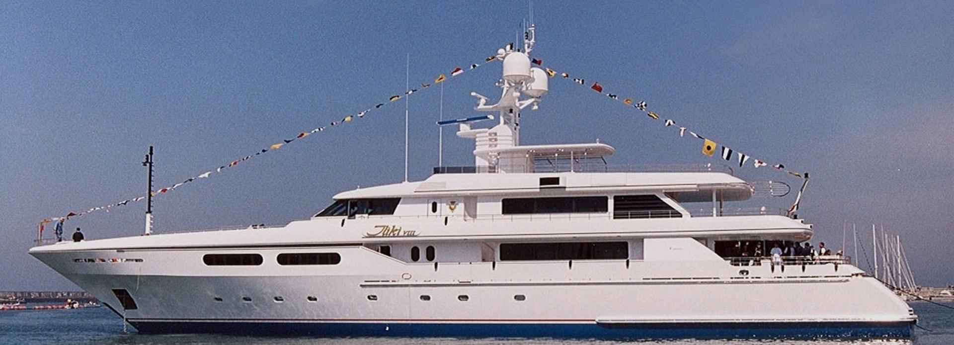 Emerald yacht, Codecasa