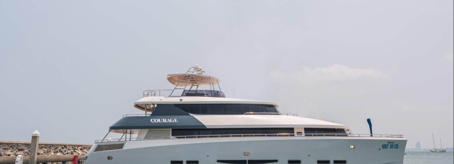 Courage yacht, Marsun