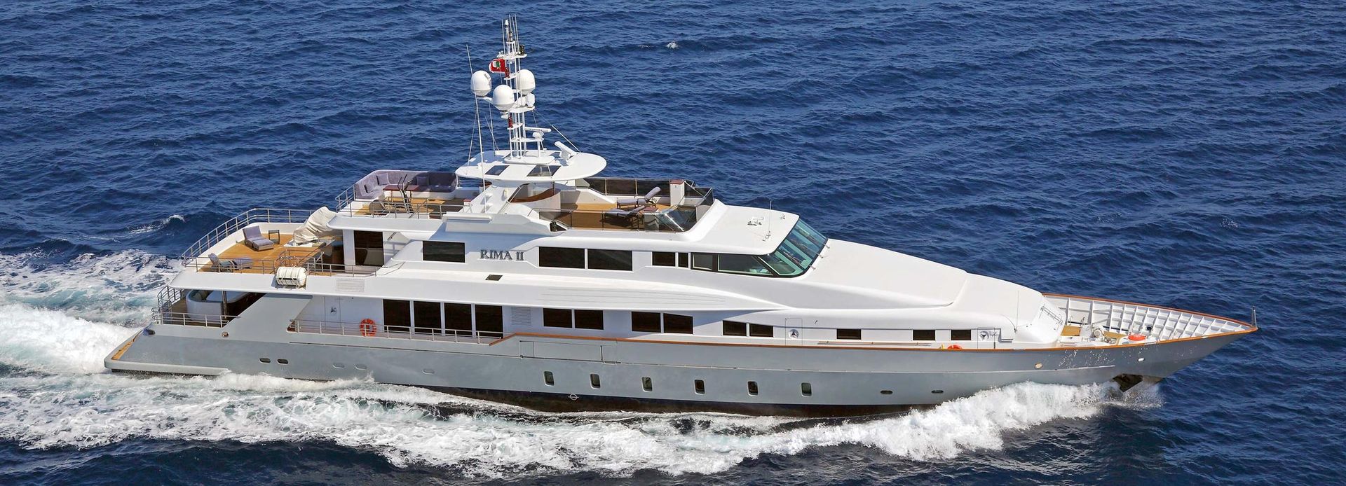 Ego yacht, Benetti