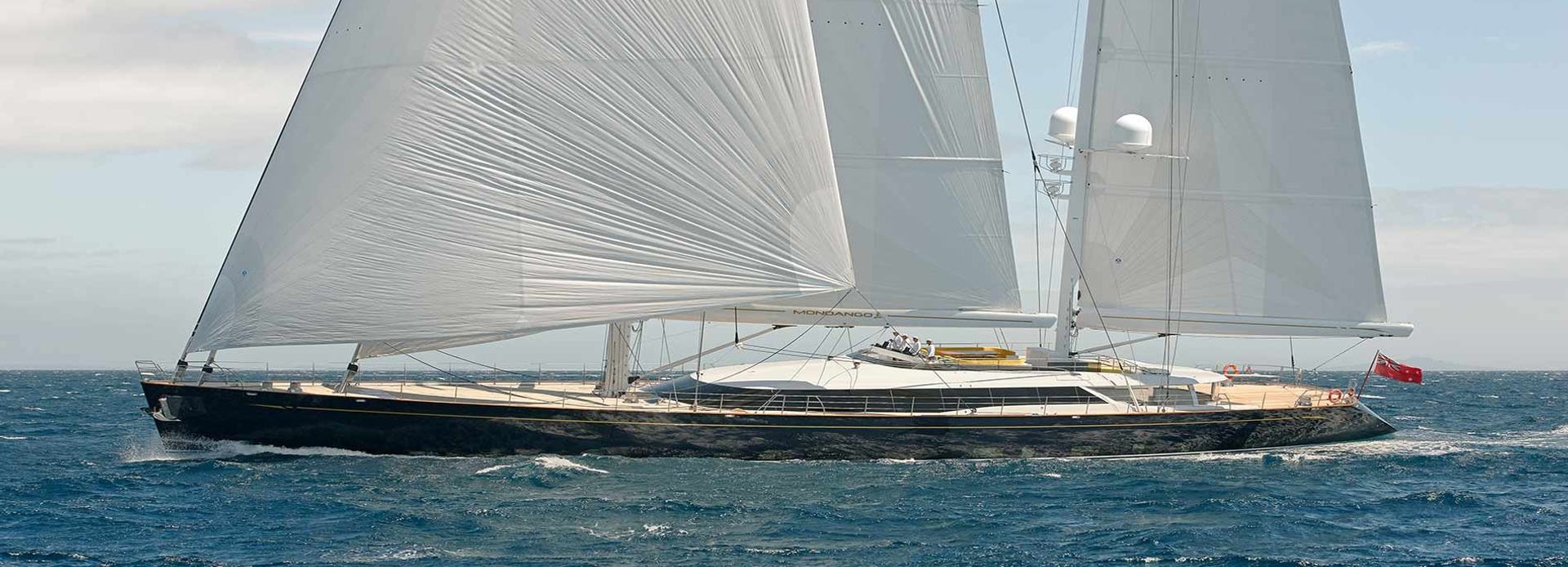 Salvaje yacht, Alloy Yachts