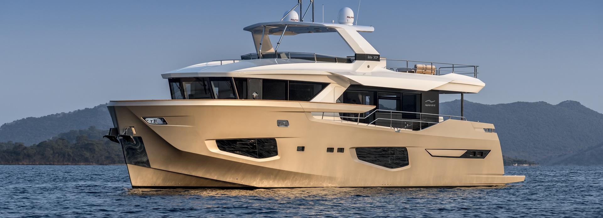 Queen A yacht, Numarine