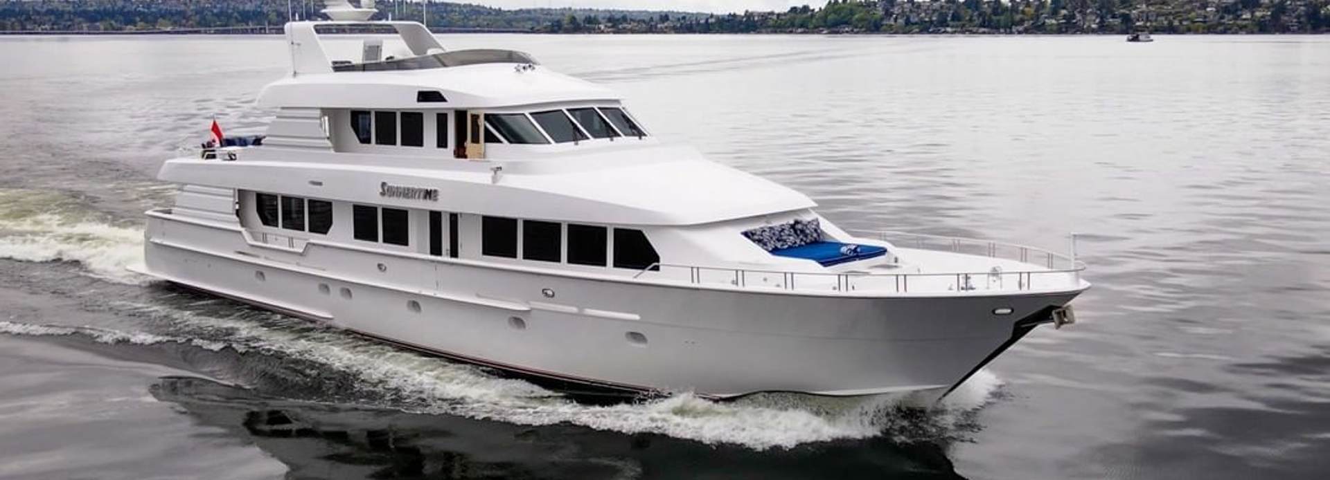 Seaspeak yacht, Hatteras