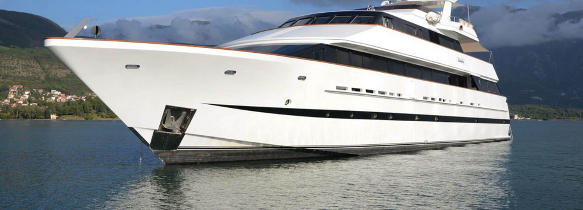 Ladyship yacht, Heesen