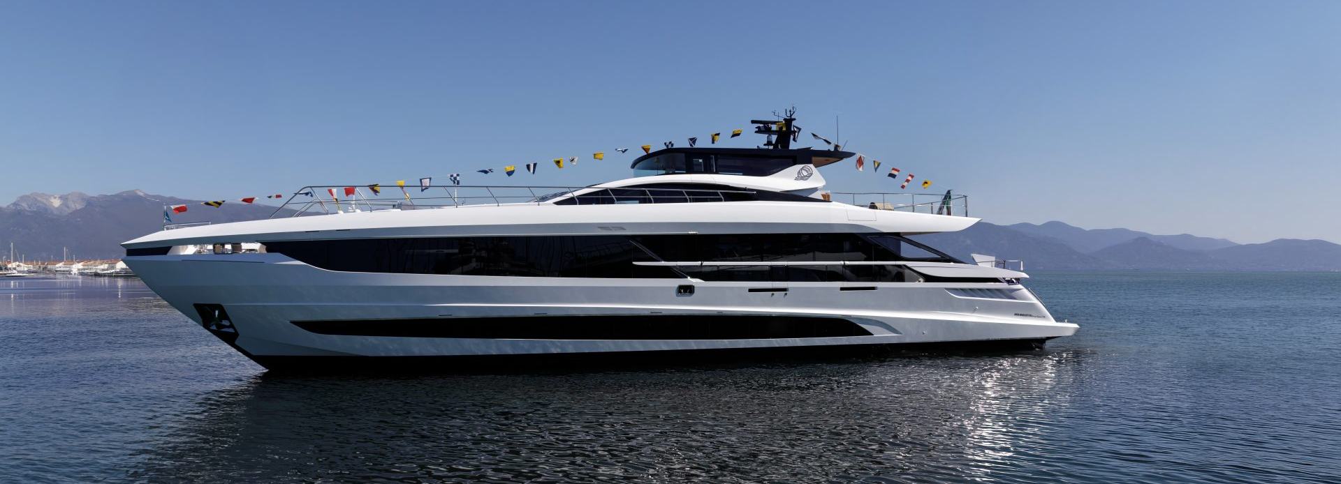 GranSport 34/01 yacht, Mangusta