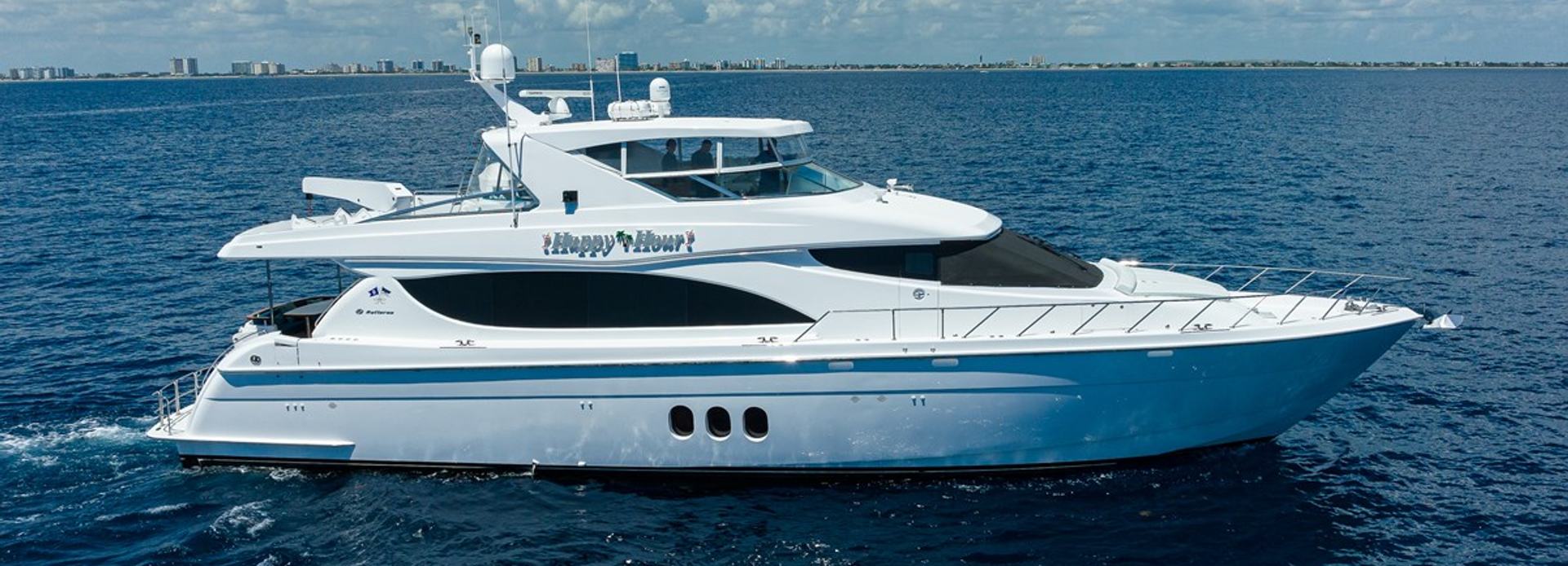 Happy Hour yacht, Hatteras