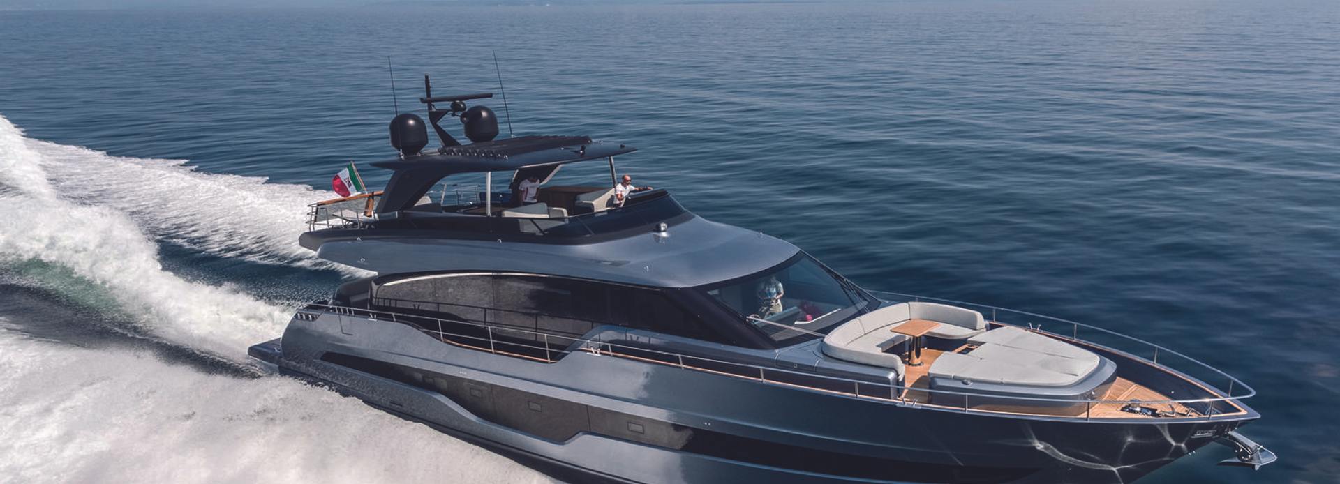 Perla Bianca yacht, Cranchi