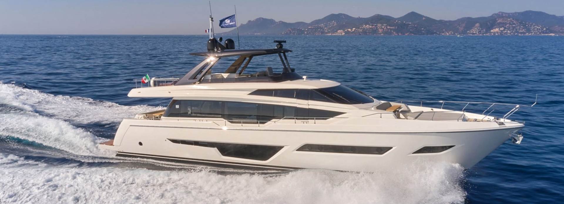 Alveare yacht, Ferretti Yachts