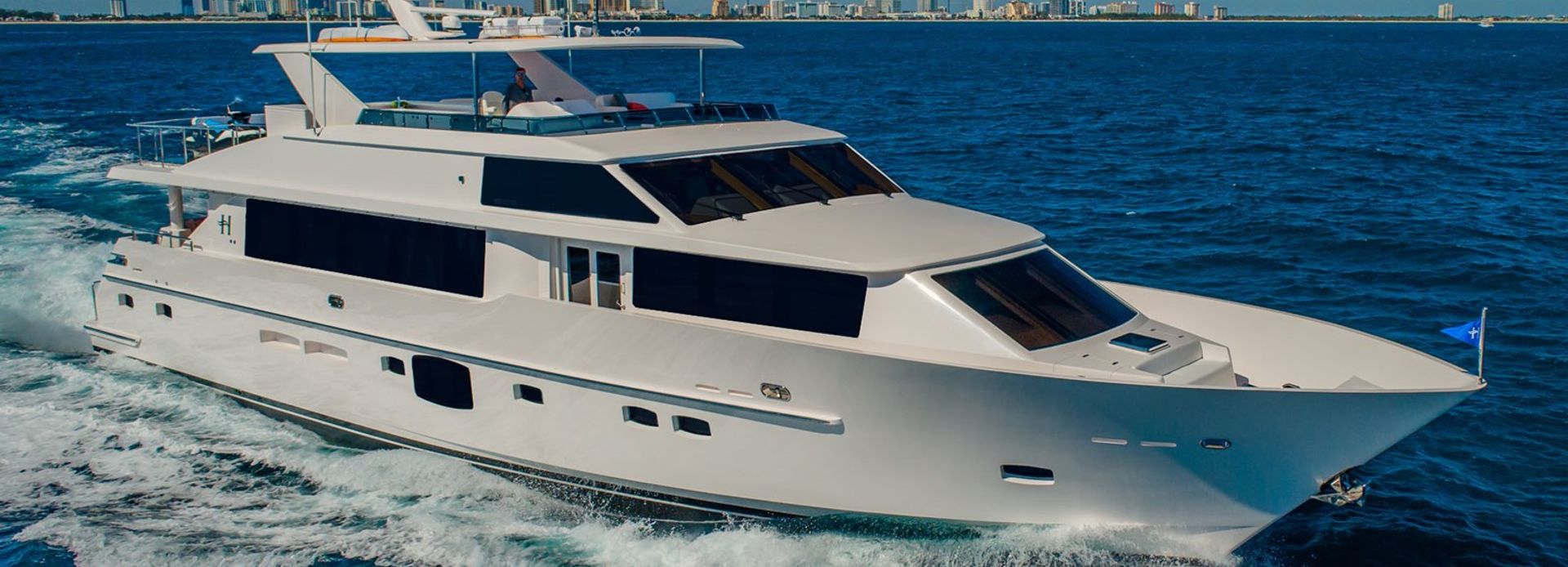 Risk Taker yacht, Hargrave Custom Yachts