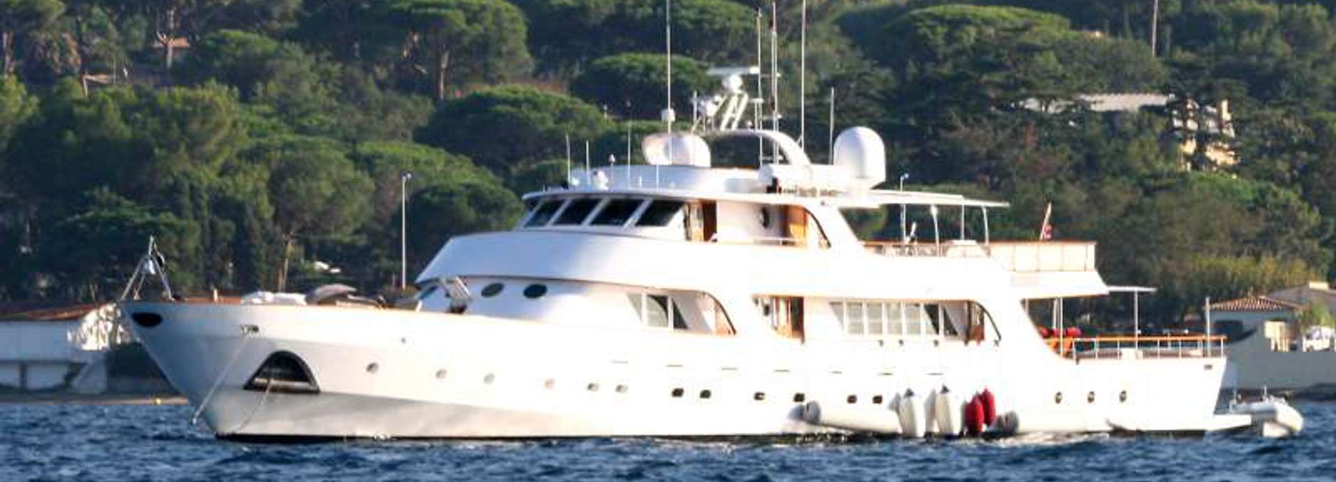 Mar yacht, CRN Yachts