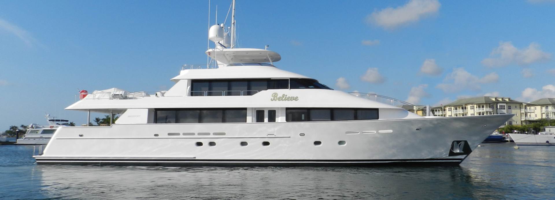 YOLO yacht, Westport Yachts