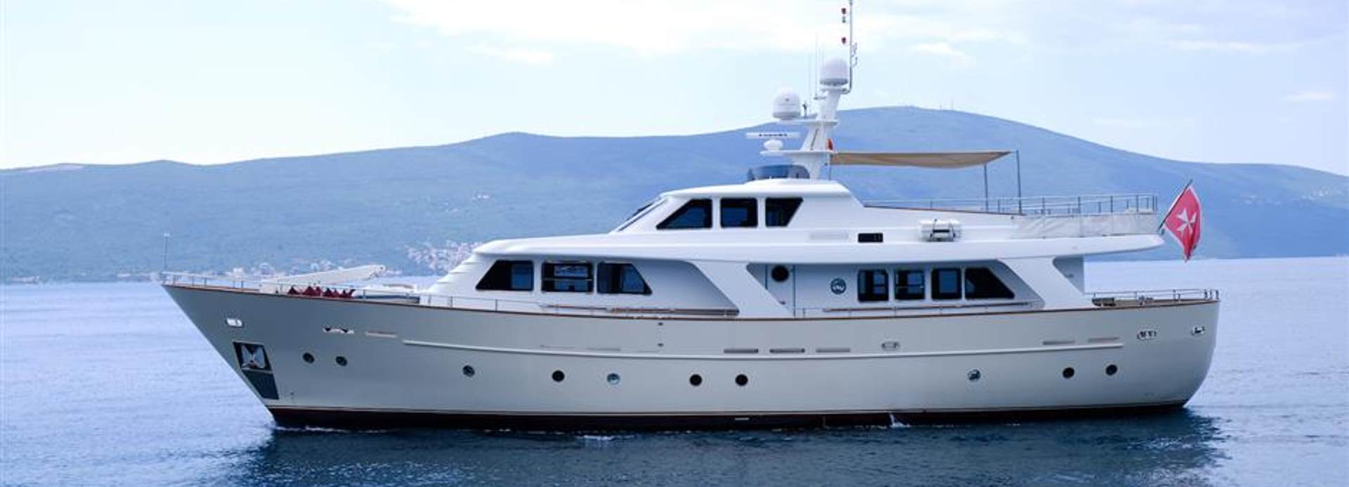 Laziza yacht, Benetti Sail Division